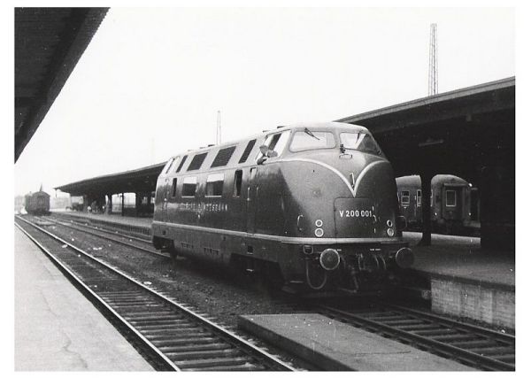 © Peter  Cleare/Slg. Dr. Daniel Hörnemann - V200 001 am 03.08.1956 in Hamm.